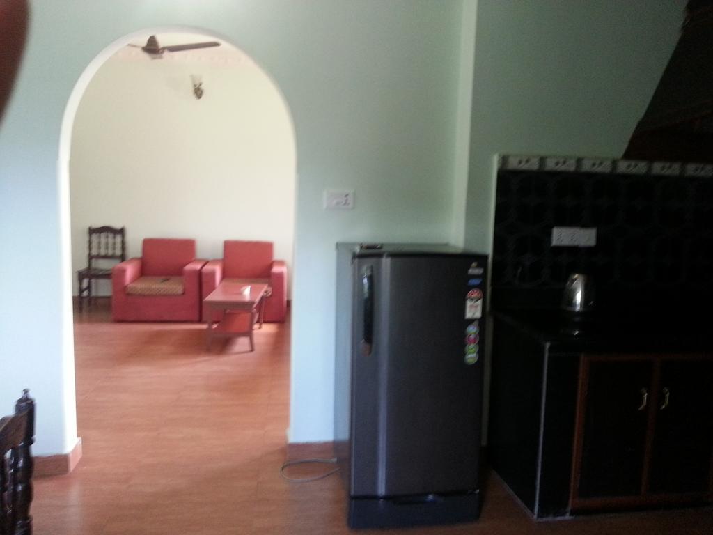 بوكْرا Namaste Apartments الغرفة الصورة